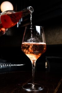 Prosecco vs Champagne: A Comparison calories in champagne vs prosecco