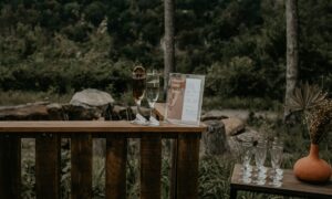 Must-Have Drinks in a Perfect Wedding Bar Menu champagne for wedding