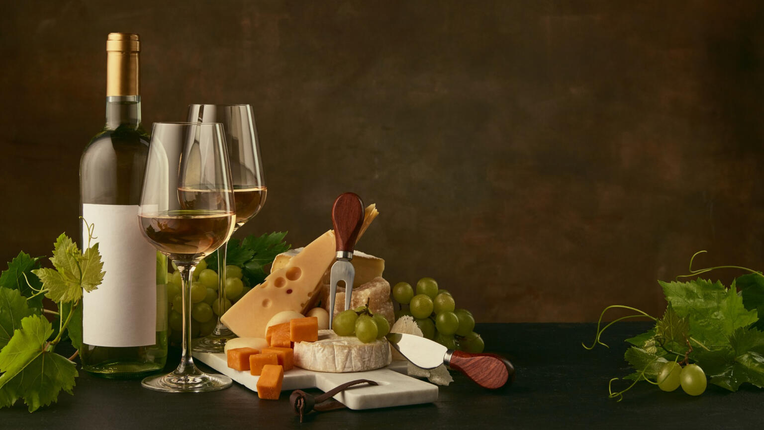 Exploring The Best Sweet White Wines In 2023