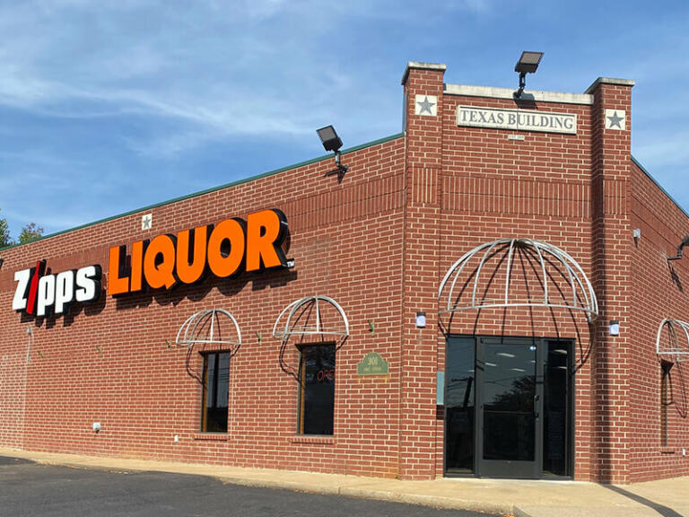 zipps liquor store gladewter texas 768x576 1