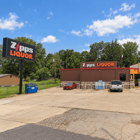 Zipps Liquor storefront in Winona, Texas near Highway 122